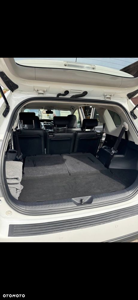 Toyota Prius+ (Hybrid) Comfort - 13