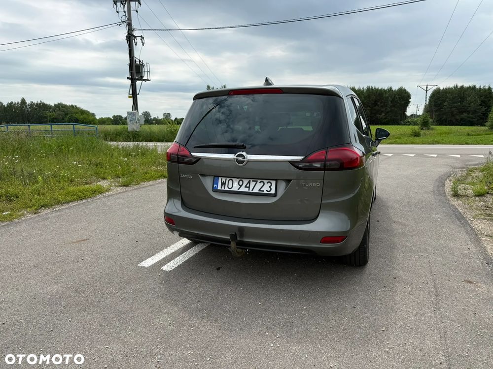 Opel Zafira 1.4 T Cosmo EU6 - 7