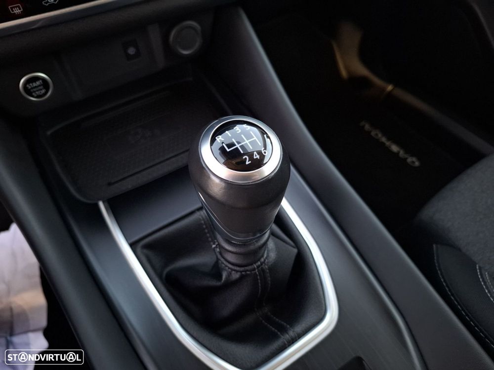 Nissan Qashqai 1.3 DIG-T N-Connecta LED+SKY - 12