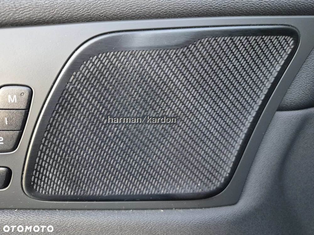 Volvo XC 60 - 32