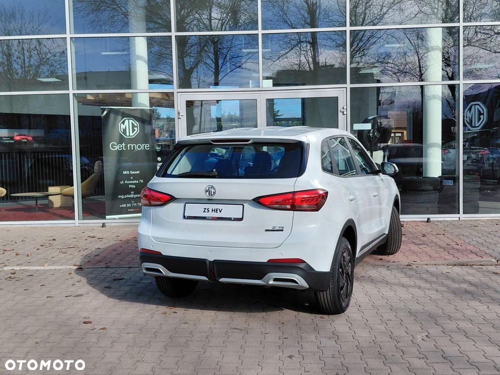MG ZS - 5