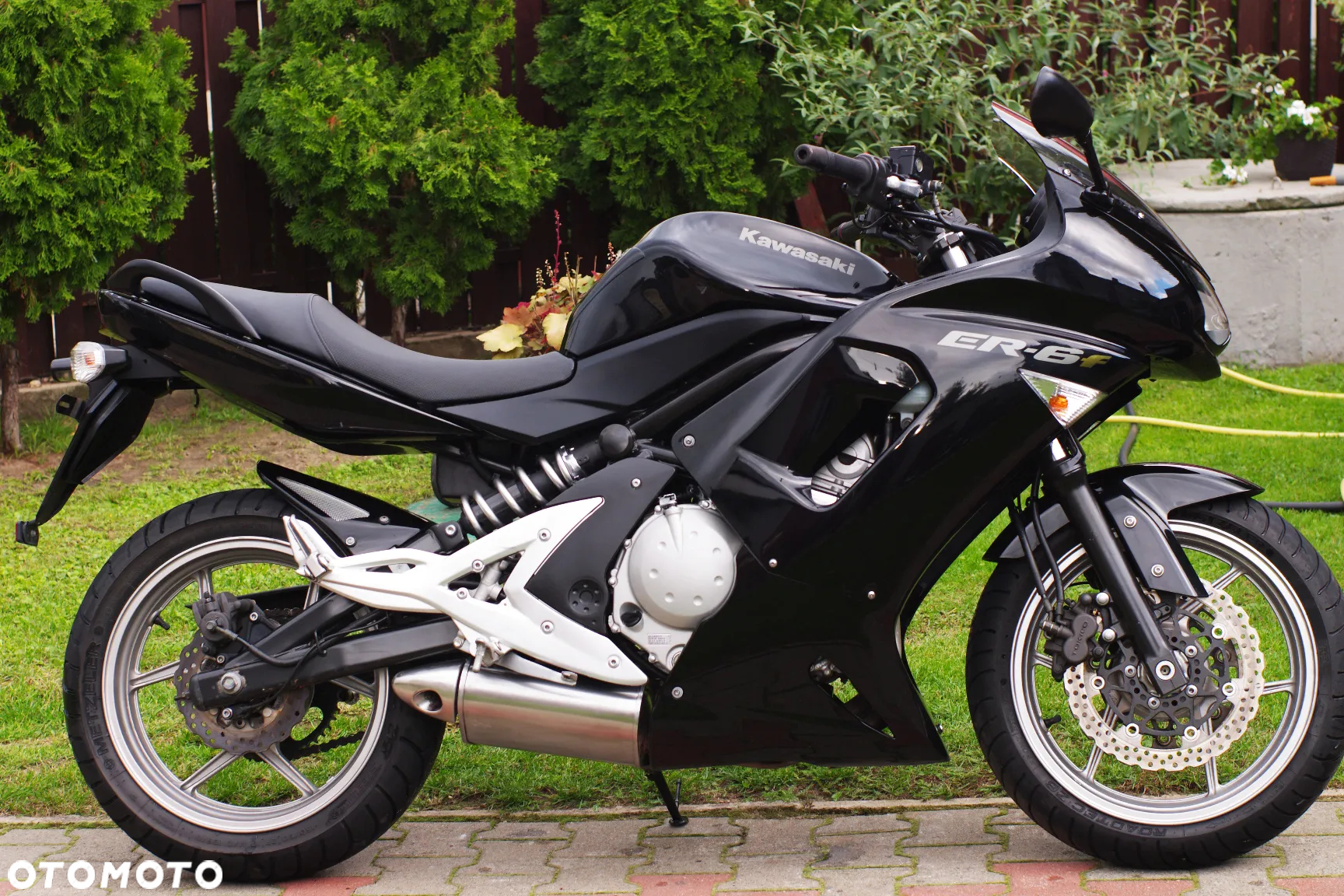 Kawasaki ER - 2