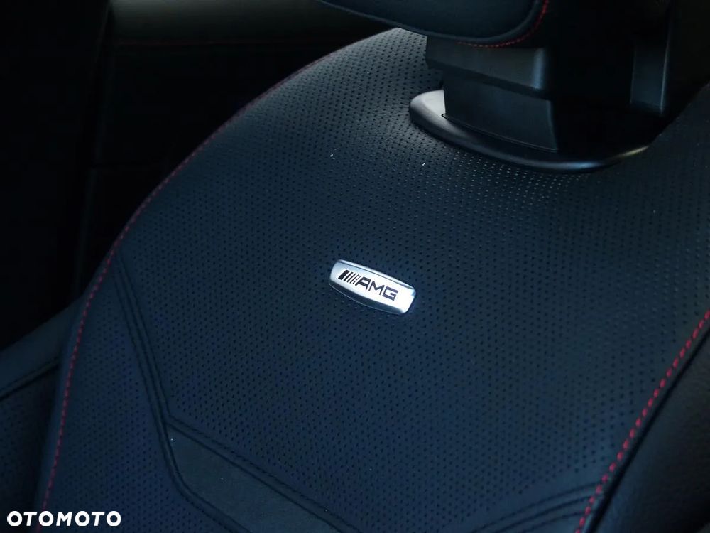 Mercedes-Benz Klasa C AMG 43 4Matic AMG Speedshift MCT9G - 17