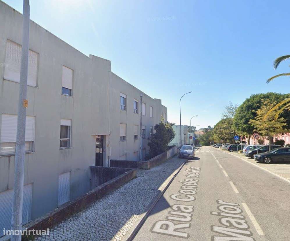 Apartamento T3 Venda em Oeiras e São Julião da Barra, Paço de Arcos e - Grande imagem: 2/4