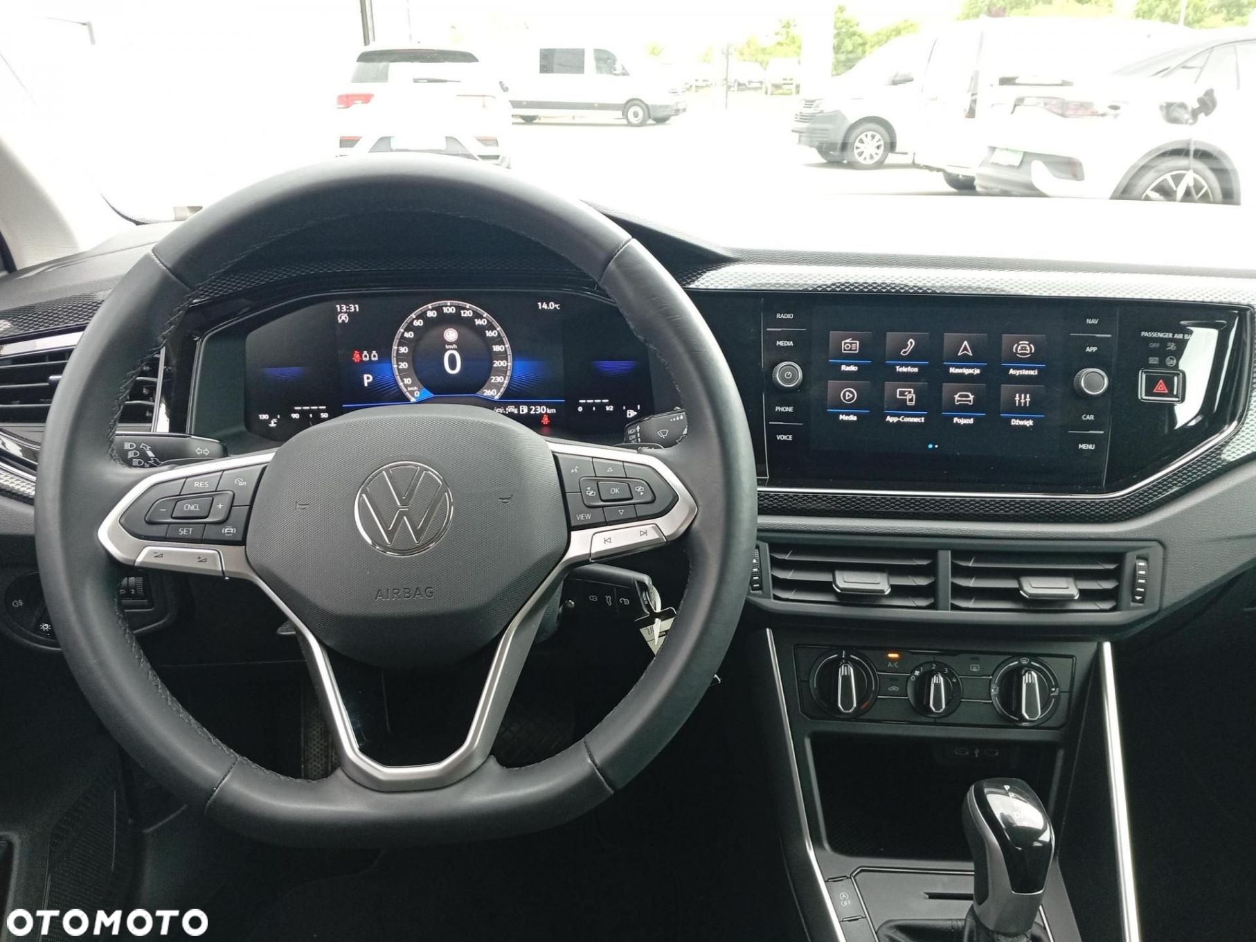 Volkswagen Polo - 14