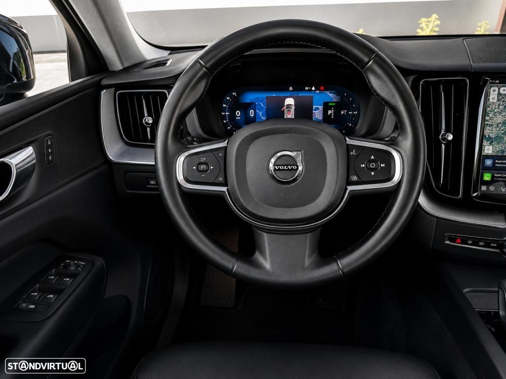 Volvo XC 60 T6 AWD Recharge Plus Dark - 24