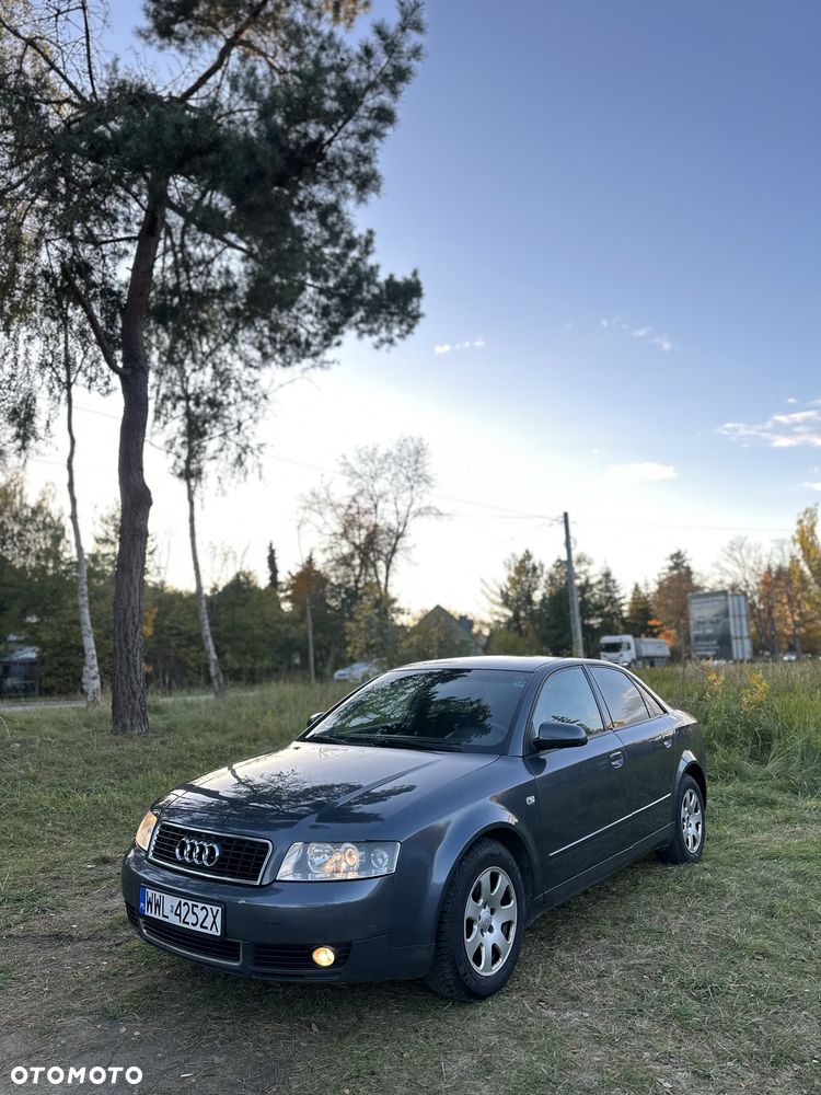 Audi A4 Avant - 1