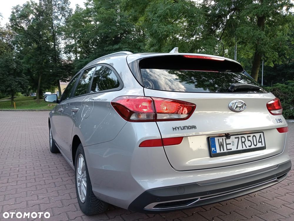 Hyundai i30 1.0 T-GDI Modern - 11