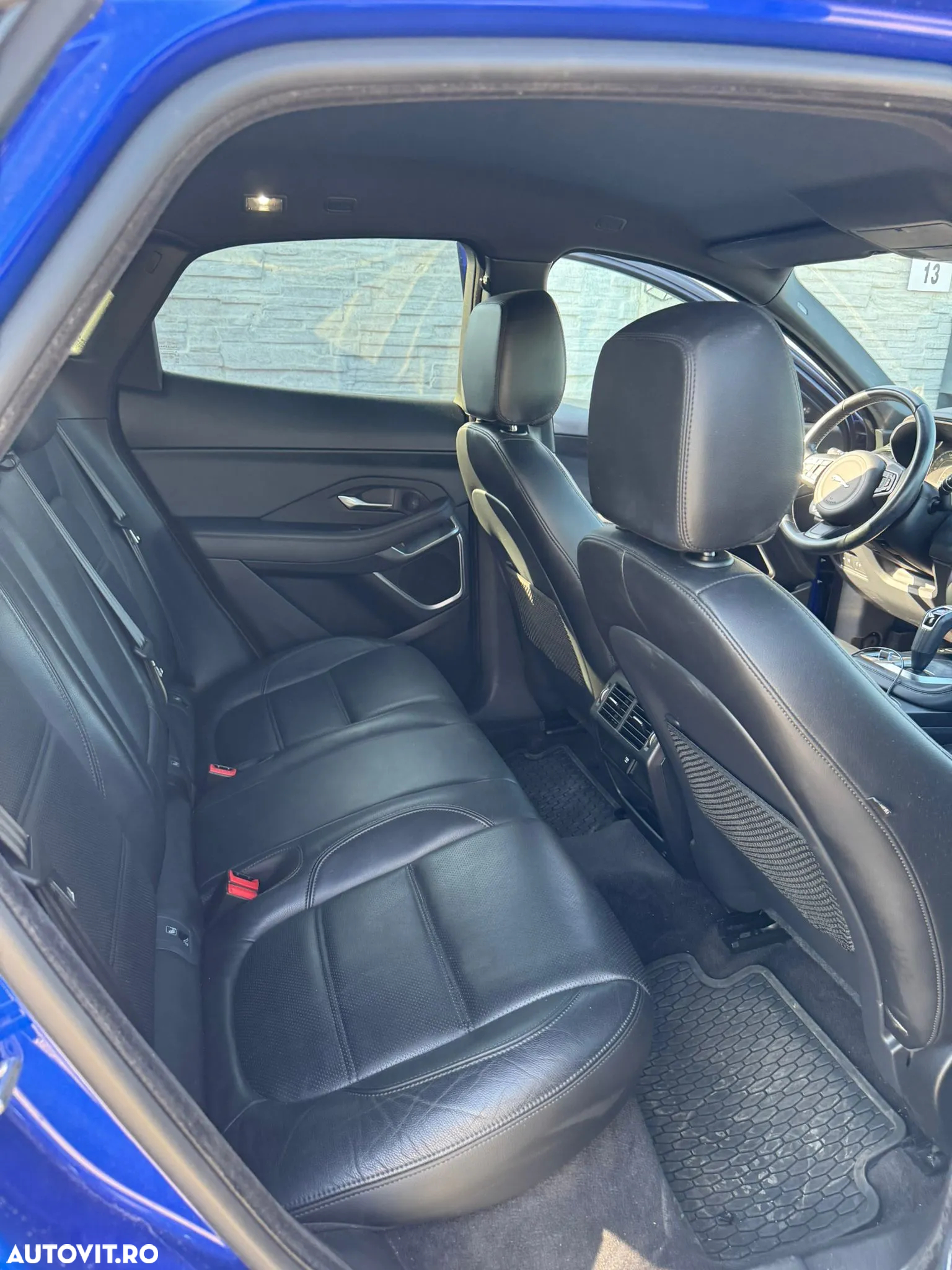 Jaguar E-Pace D180 AWD Aut. R-Dynamic SE - 10