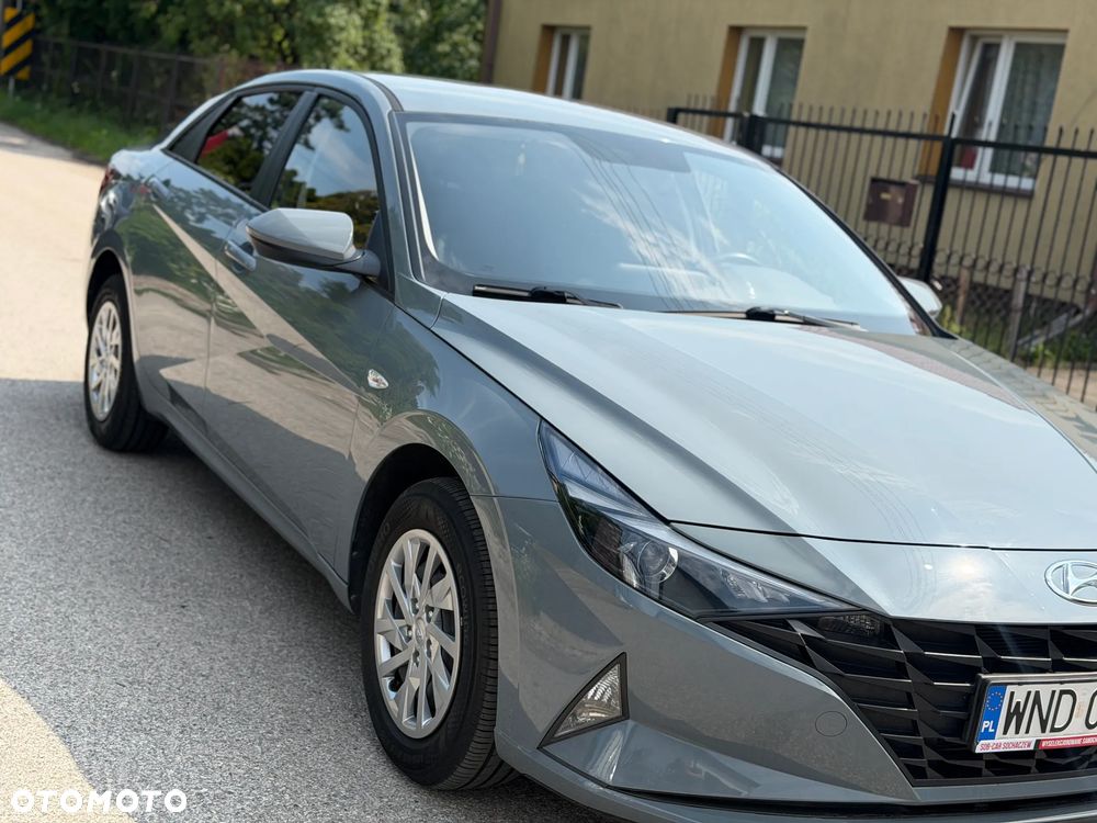 Hyundai Elantra 1.6 Modern CVT - 36