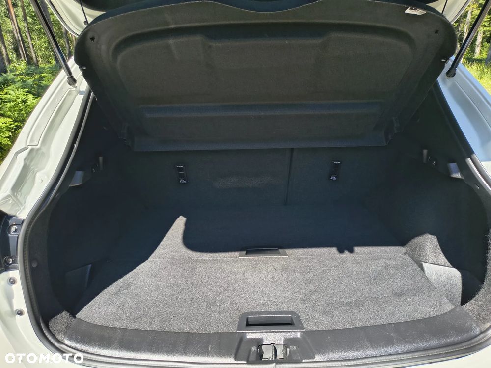 Nissan Qashqai 1.3 DIG-T N-WAY - 12