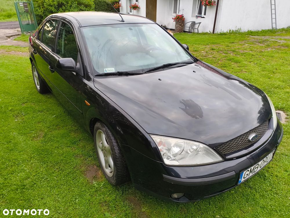 Ford Mondeo 1.8 Ambiente - 1