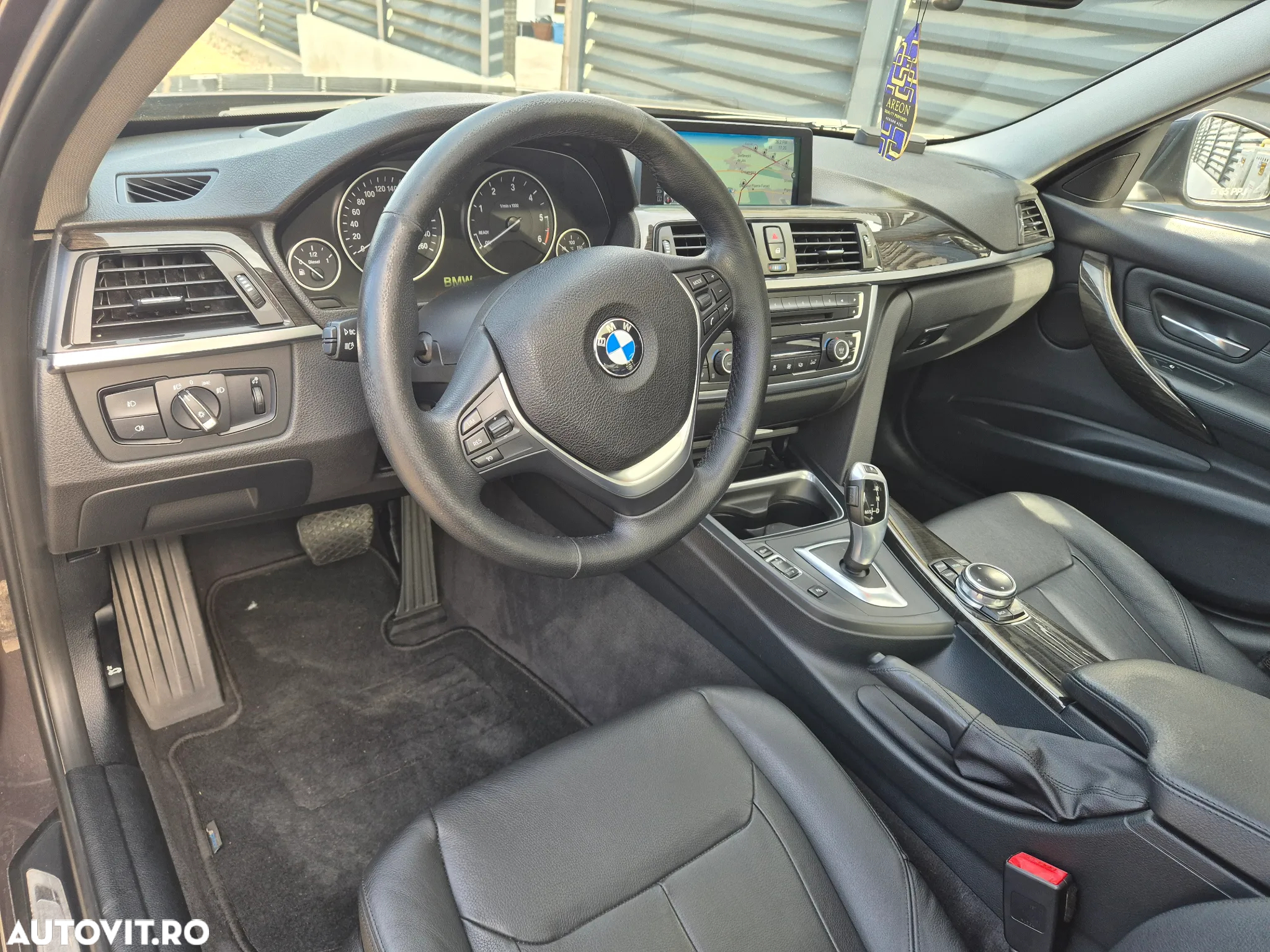 BMW Seria 3 - 11