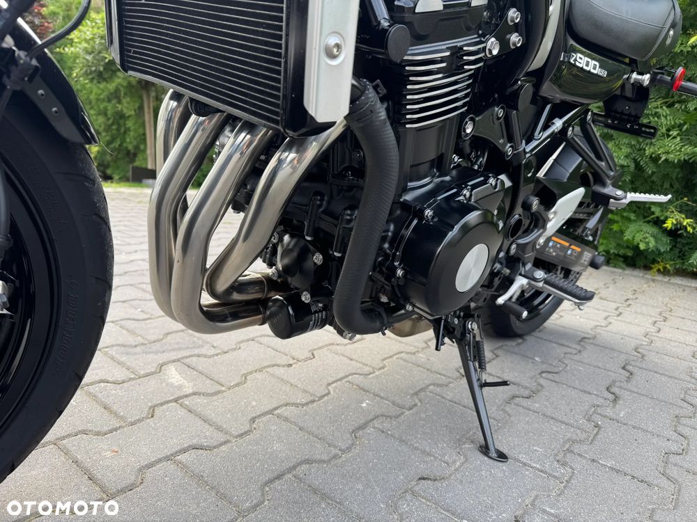Kawasaki Z 900 RS - 28