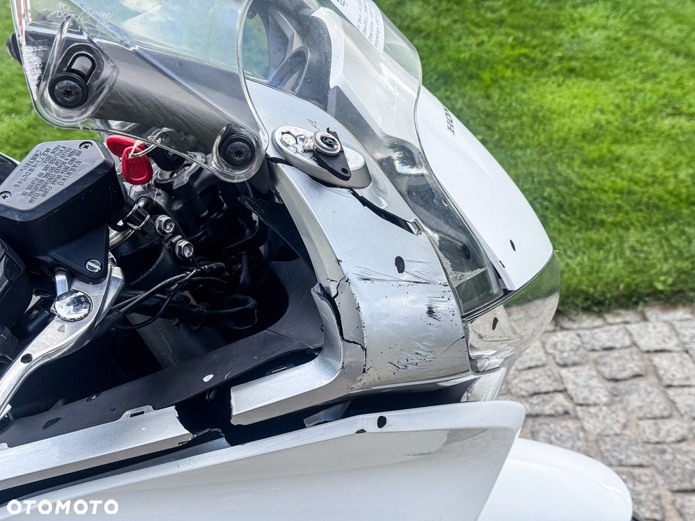 Honda VFR - 32