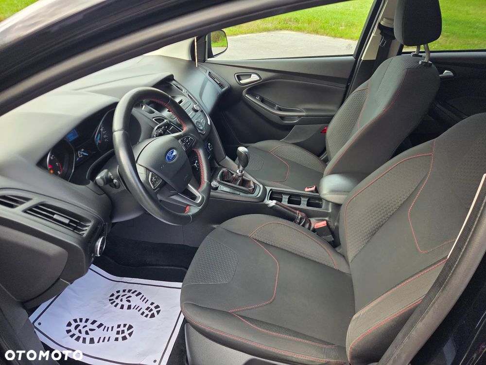 Ford Focus 1.0 EcoBoost Red Edition ASS - 13
