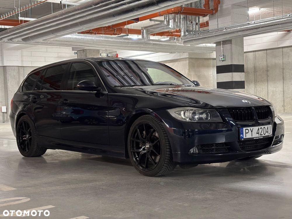 BMW Seria 3 335xi - 8