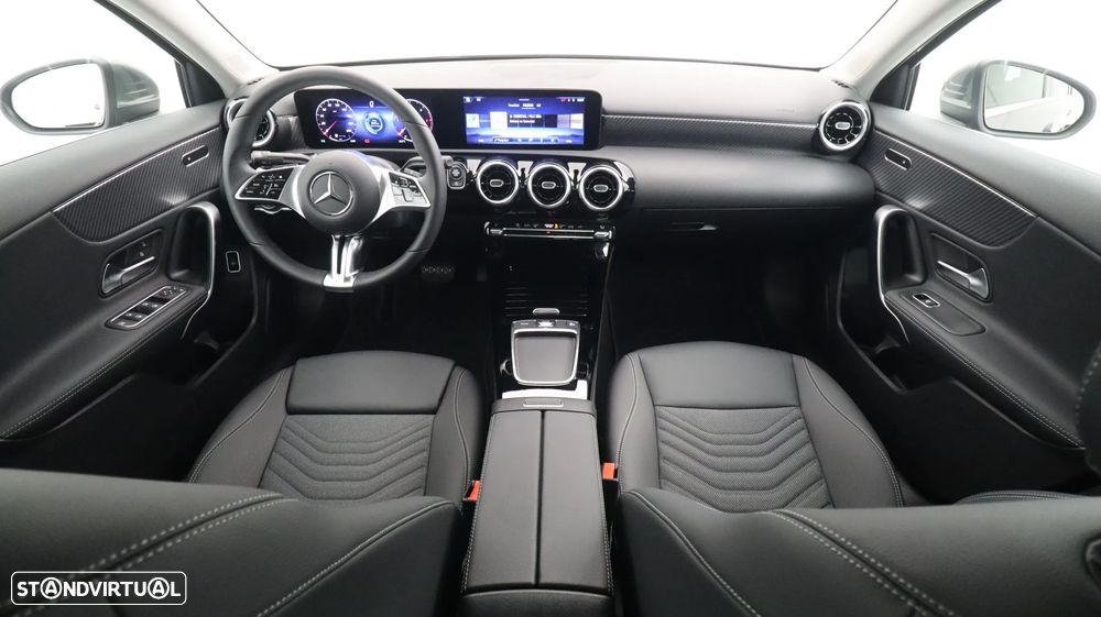 Mercedes-Benz A 180 Limousine d Progressive Aut. - 14