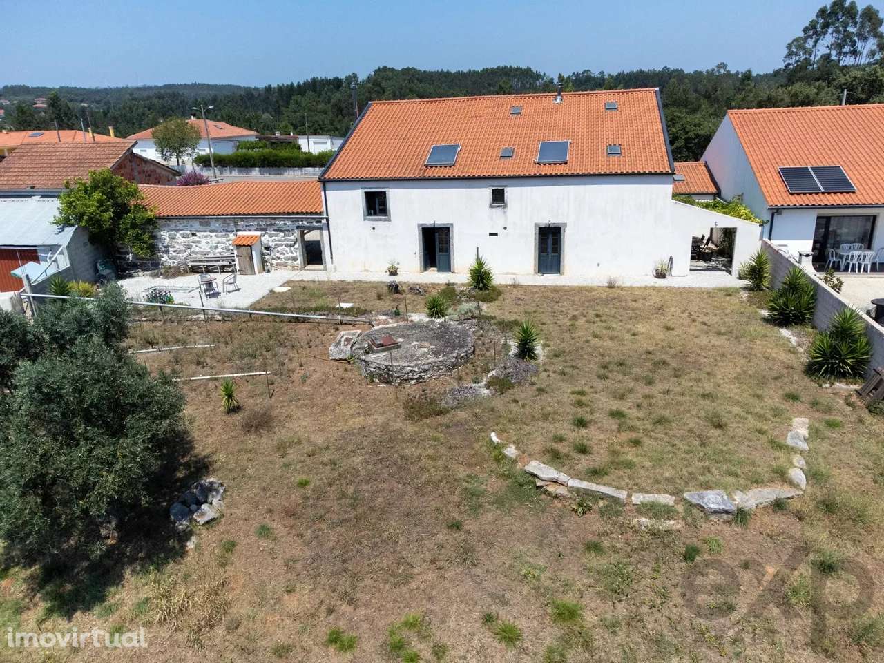Casa de hóspedes restaurada com 200 anos, com estúdio de arte, cerveja - Grande imagem: 5/47