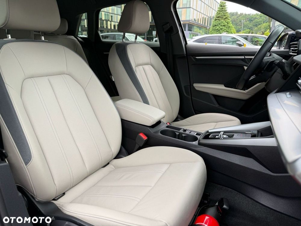Audi A3 Sportback 35 TFSI mHEV Advanced S tronic - 26