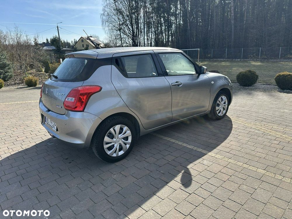 Suzuki Swift - 10