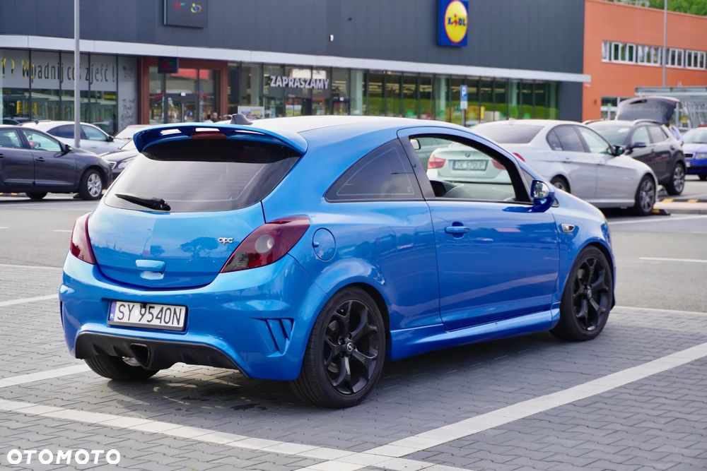 Opel Corsa 1.6T OPC - 21