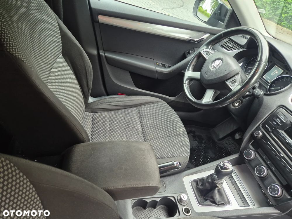 Skoda Octavia 1.6 TDI Ambition - 10