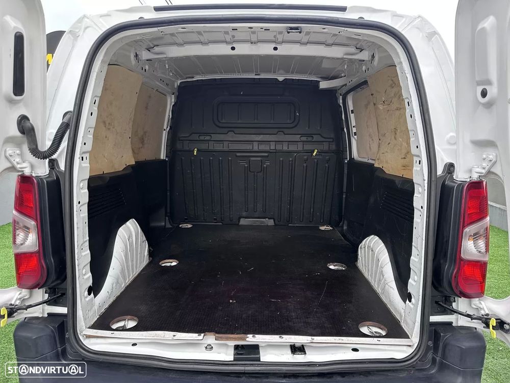 Peugeot partner 1.5 hdi 3 lugares - 34