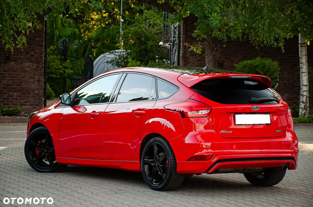 Ford Focus 1.5 EcoBoost STart-Stopp-System ST-LINE - 16