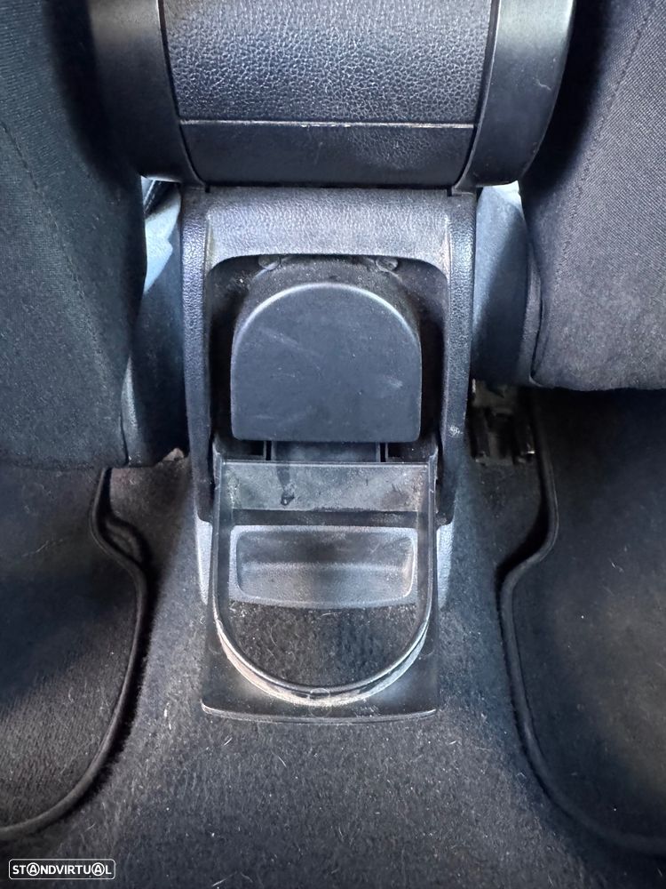 VW Polo 1.6 TDI Confortline BlueMotion - 9