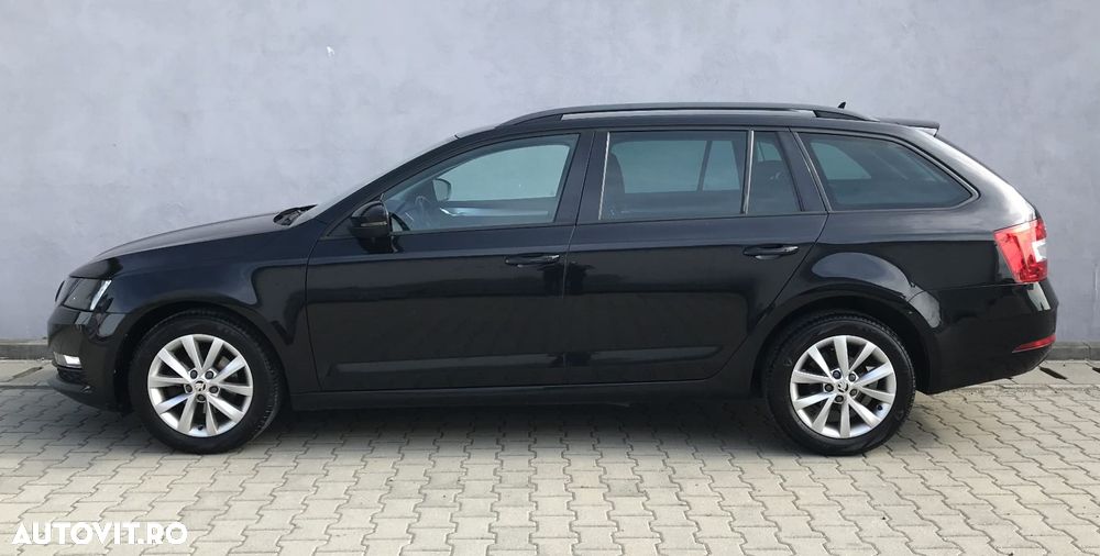 Skoda Octavia 1.6 TDI DSG Ambition - 11