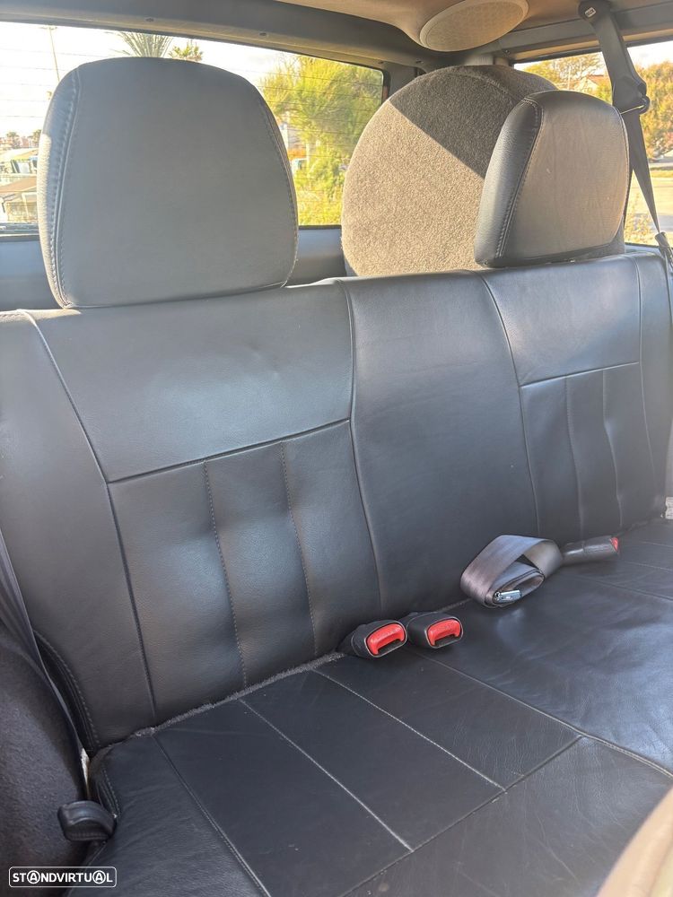 Jeep Cherokee 2.5 TD Base - 35