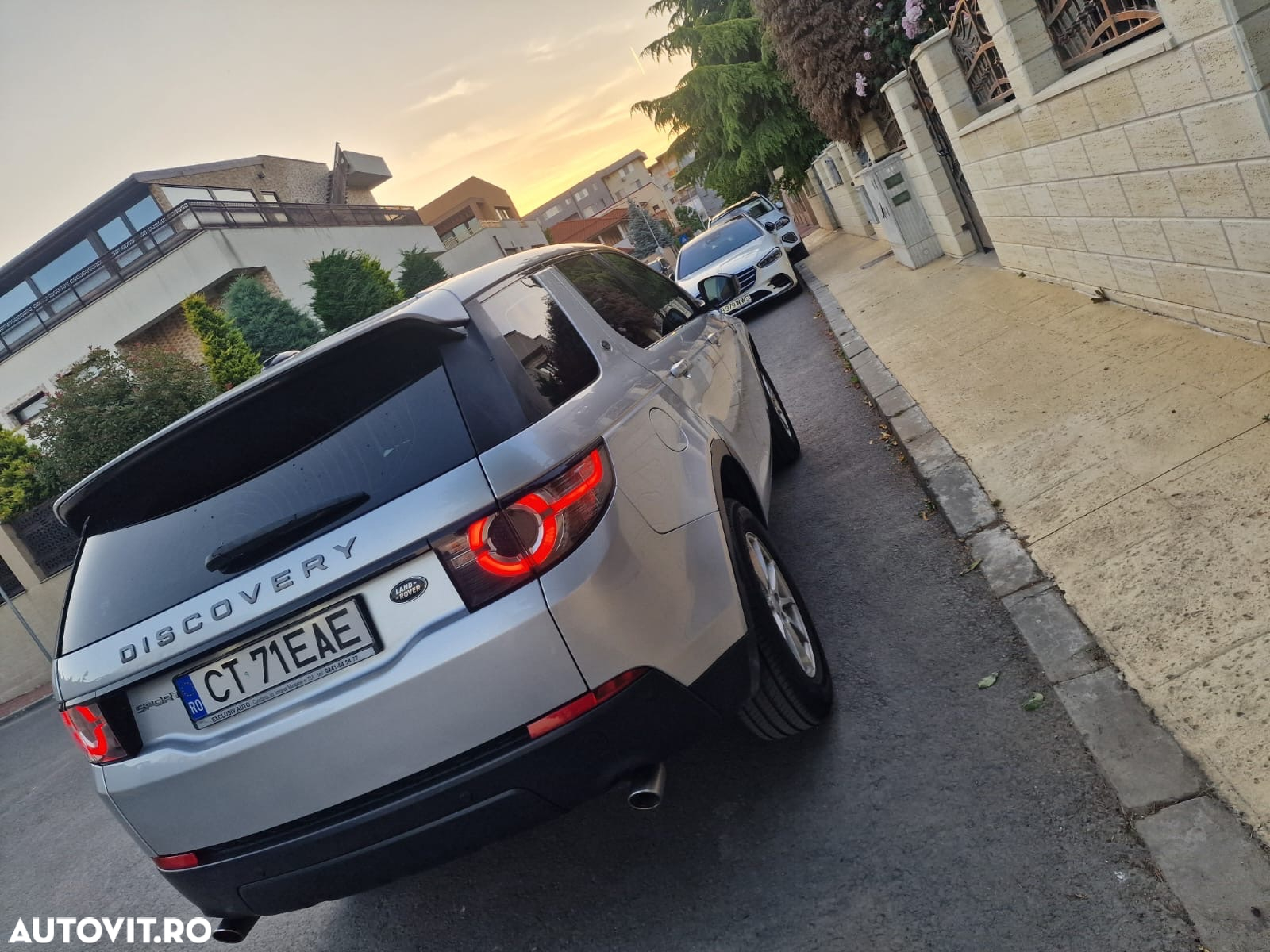 Land Rover Discovery Sport 2.0 l TD4 HSE Aut. - 3