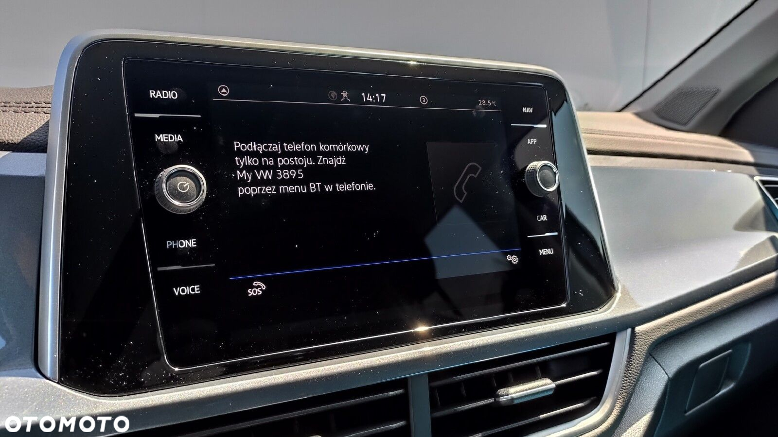 Volkswagen T-Roc - 19