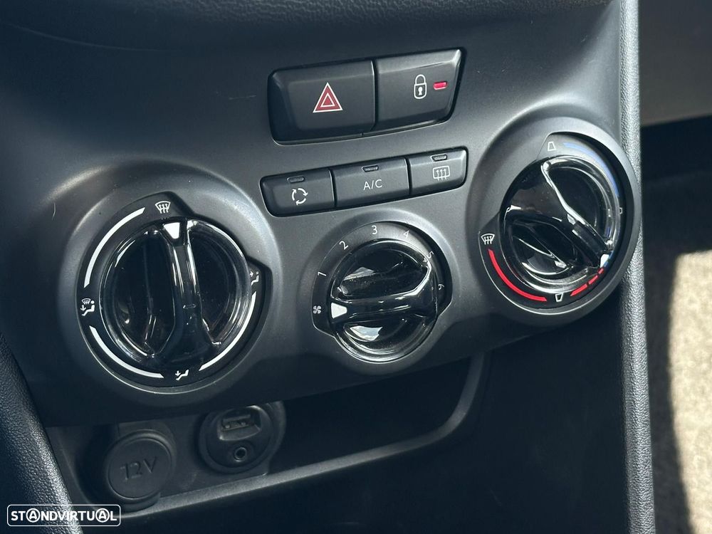 Peugeot 208 1.2 PureTech Style - 14
