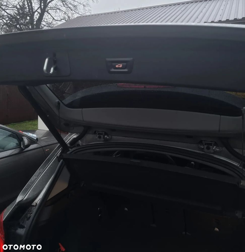 BMW X1 sDrive18d xLine - 24