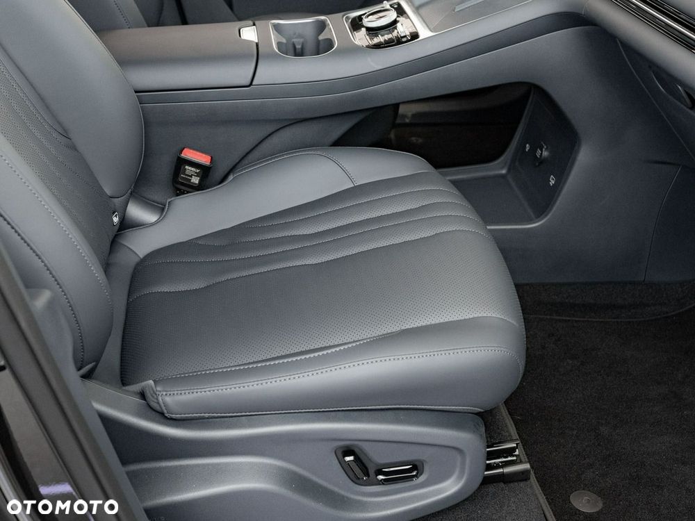 Geely Starray EM-i 1.5 PHEV Pro - 27