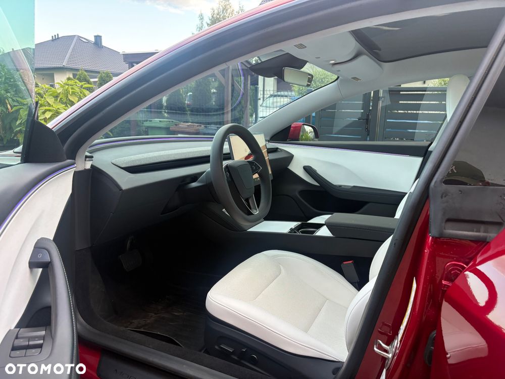 Tesla Model 3 - 22