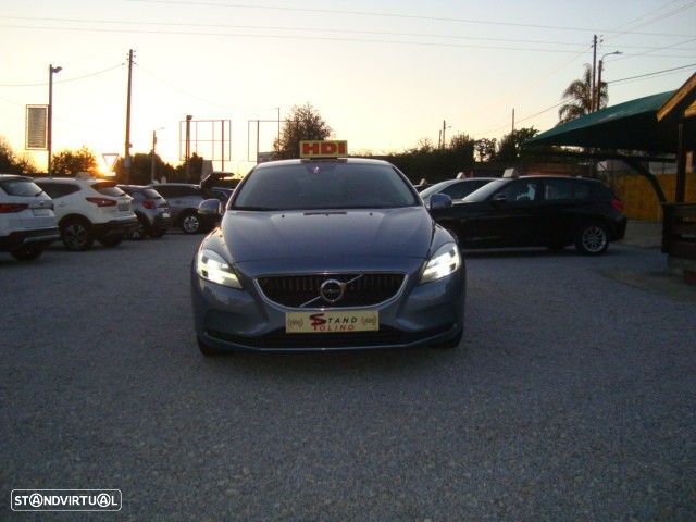 Volvo V40 2.0 D3 R-Design Momentum - 5