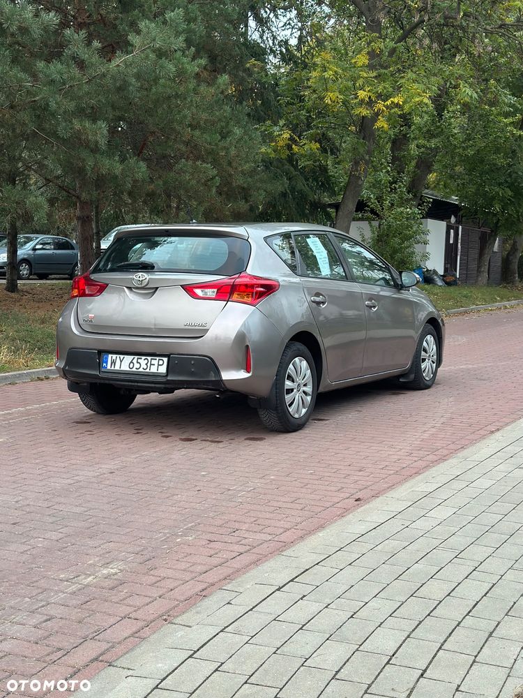 Toyota Auris - 7