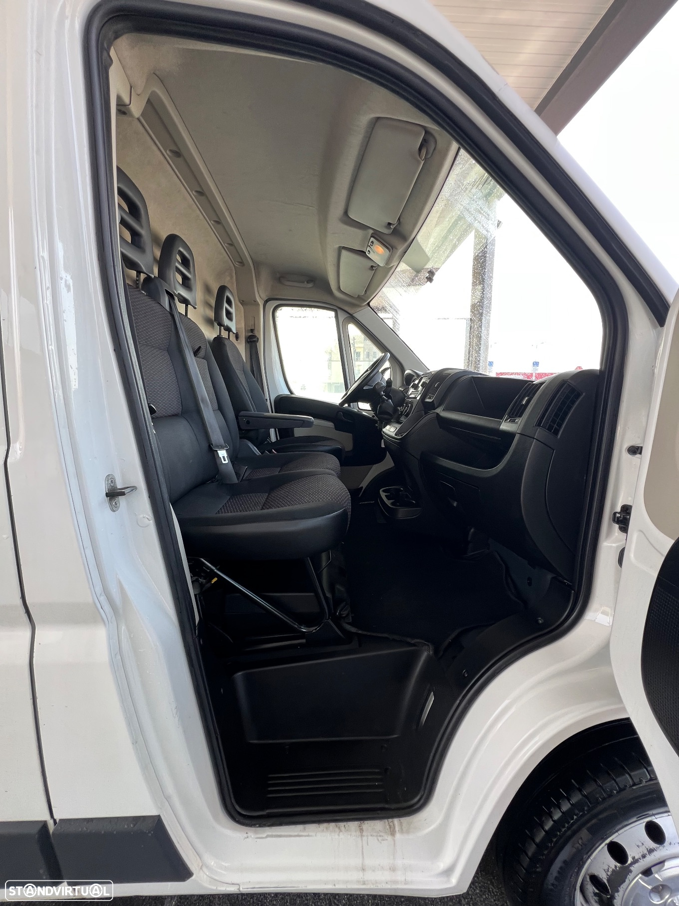 Peugeot 2.0 HDI 160cv L3H2 - 5