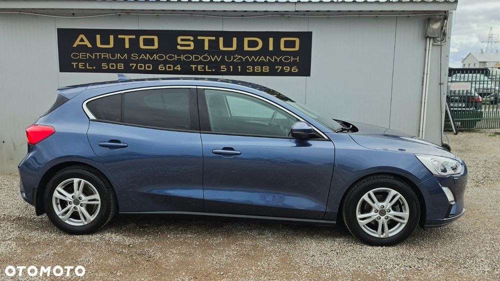 Ford Focus - 32