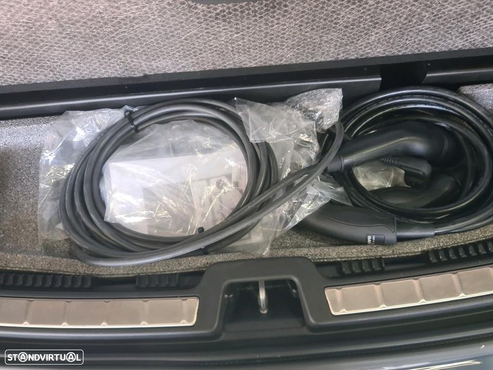 Volvo XC 60 2.0 T6 PHEV Plus Bright AWD - 13