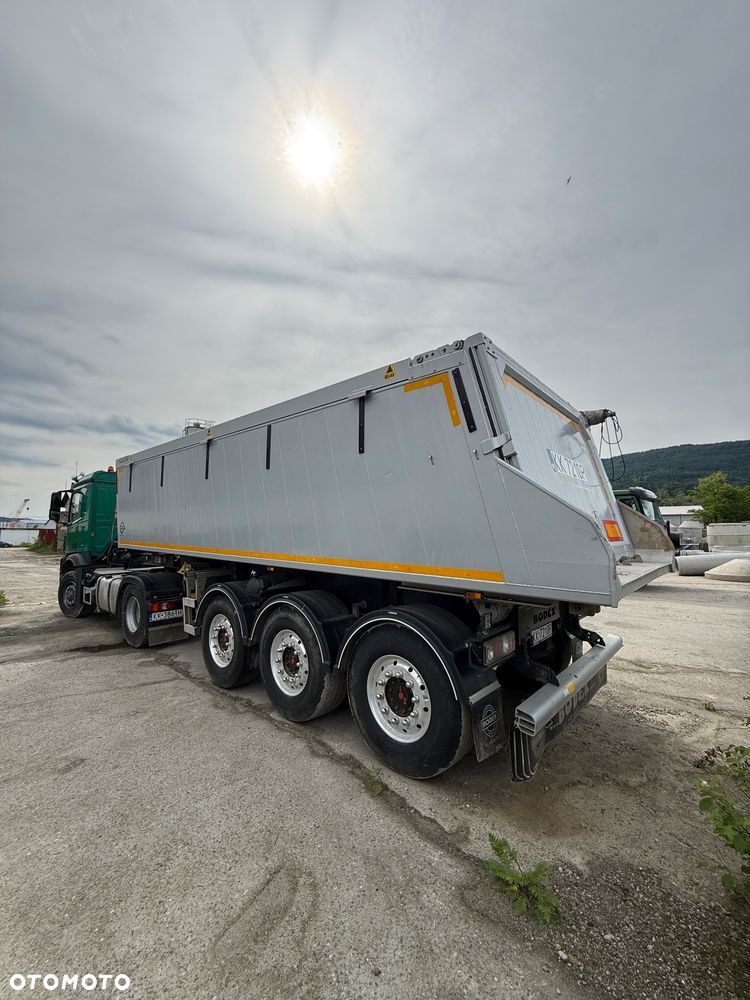 Mercedes-Benz Arocs - 3