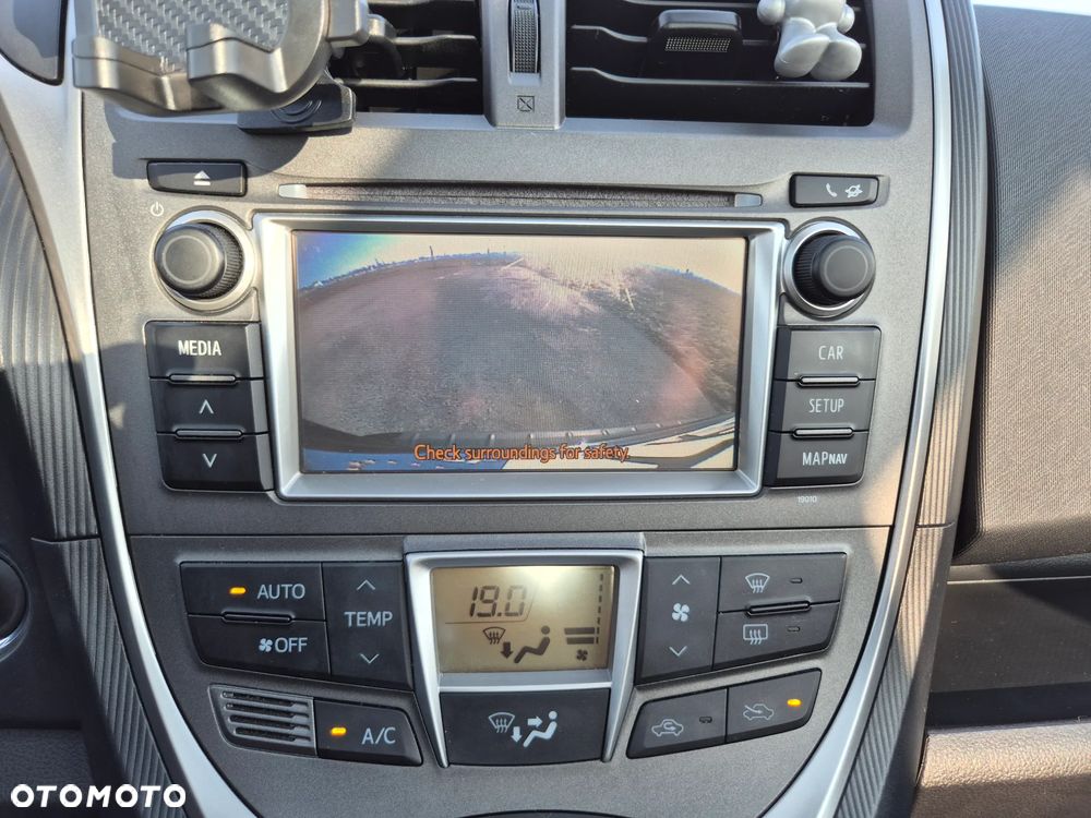 Toyota Verso S 1.4 D-4D Comfort - 11