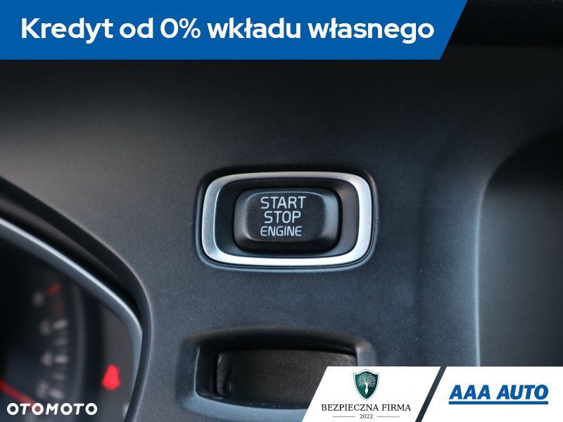 Volvo V40 - 14