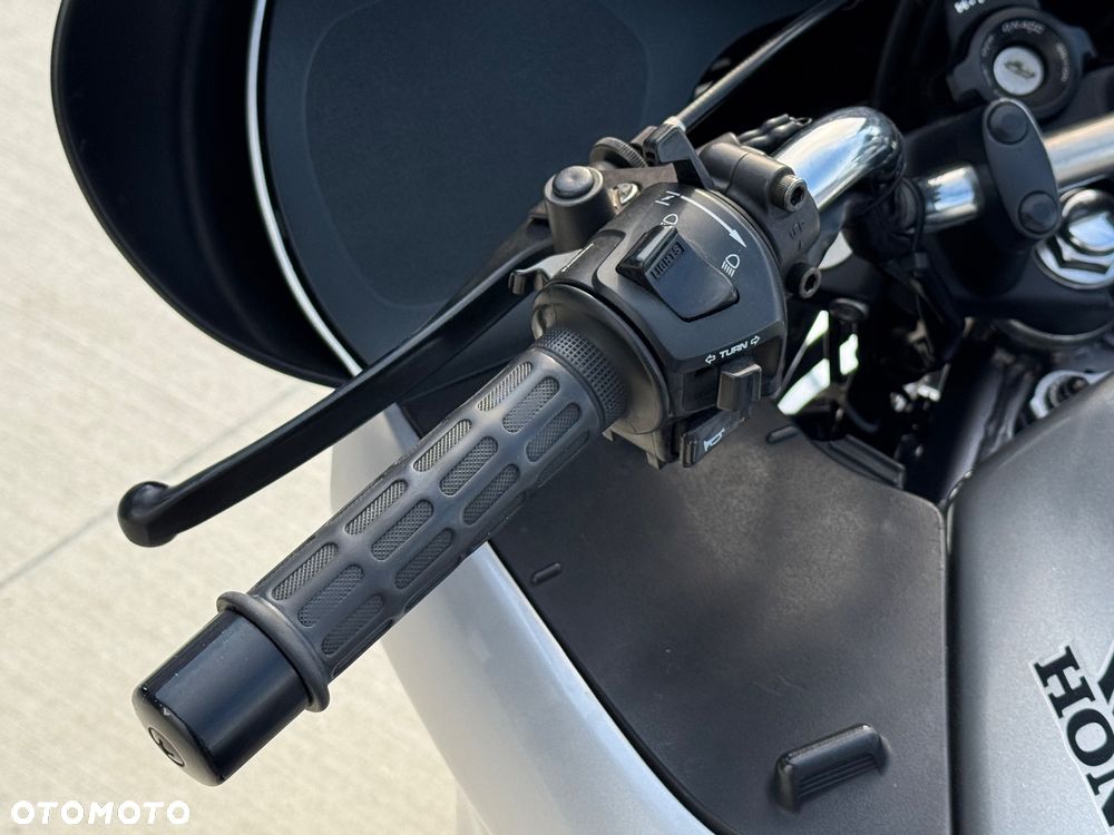 Honda Deauville - 16