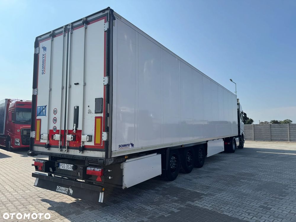 Schmitz Cargobull - 3