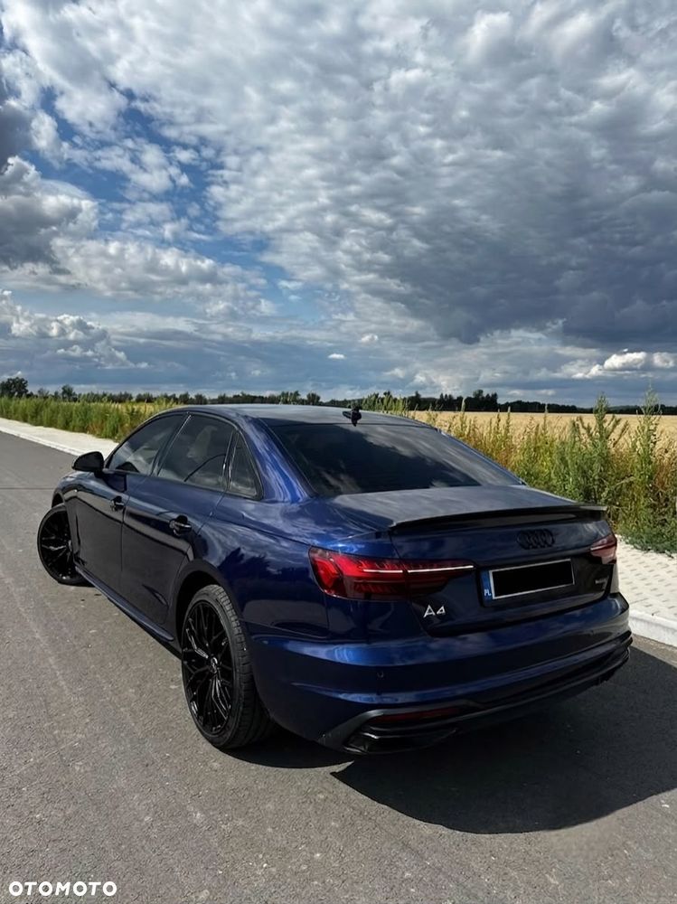 Audi A4 Limousine - 4