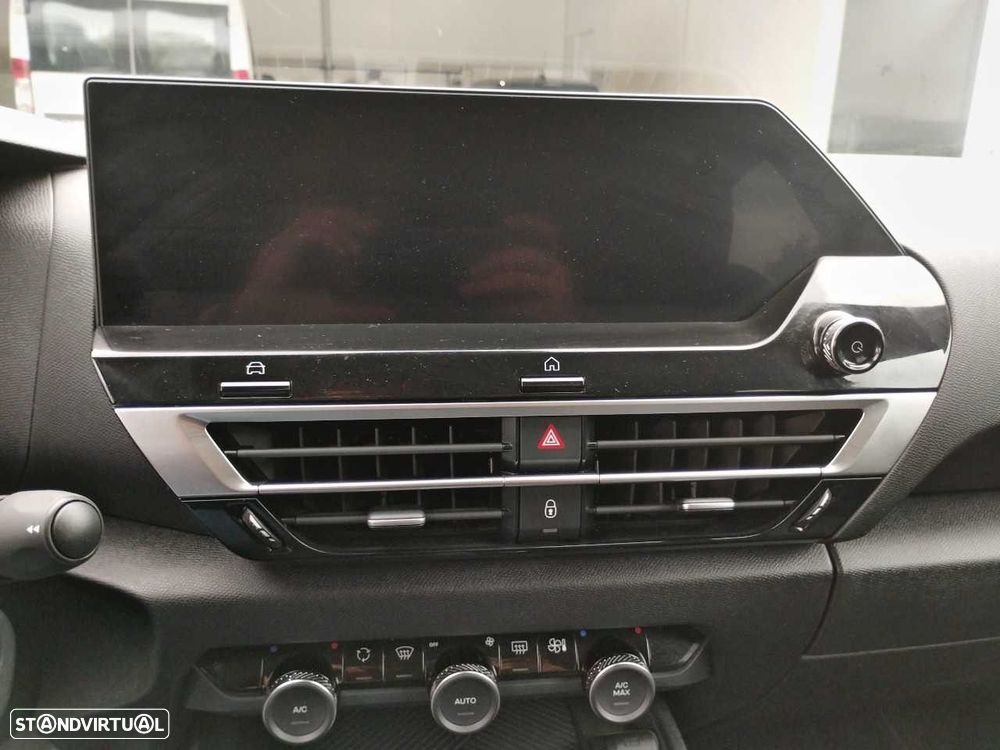 Citroën e-C4 50 kWh Feel - 13